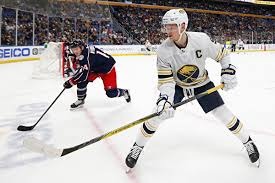 拜仁官方：穆西亚拉今天完成了部分单独训练